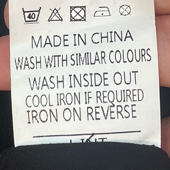 ShowPo Black Rayon Shorts Romper Faux Wrap Jumpsuit Sz 4 - Picture 11 of 16